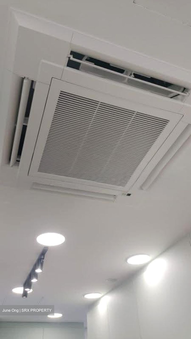 Bedok Town Centre (D16), Shop House #635860051